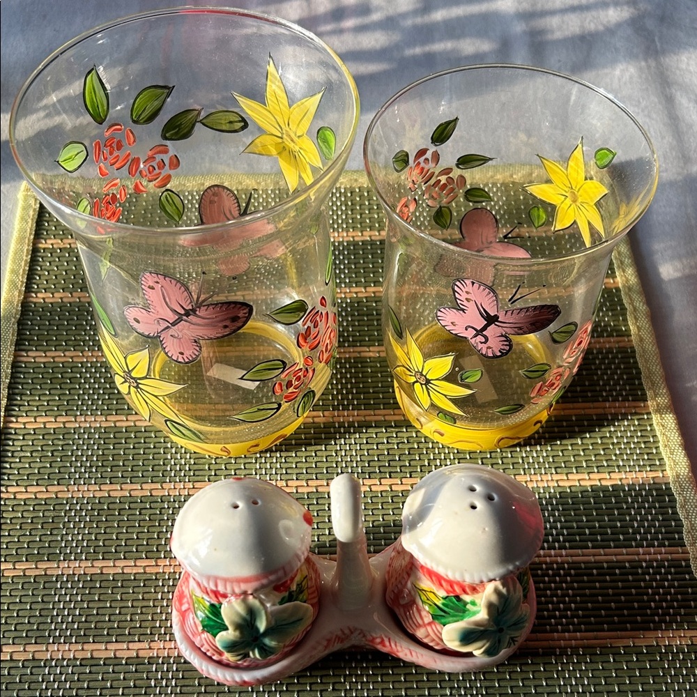 NEW: Element Floral Glass Vases w/Pink n’ Yellow Accents w/ Salt n Pepper Shaker